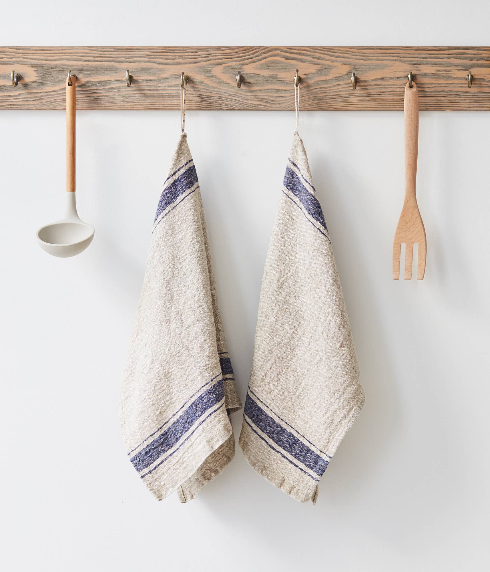 vintage style linen towels with blue stripe